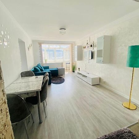 Apartament Tiron In Centru Orasului Hura-Humora Exteriér fotografie