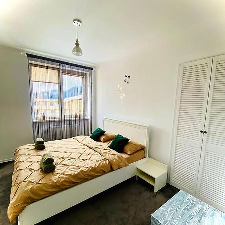 Apartament Tiron In Centru Orasului Hura-Humora Exteriér fotografie
