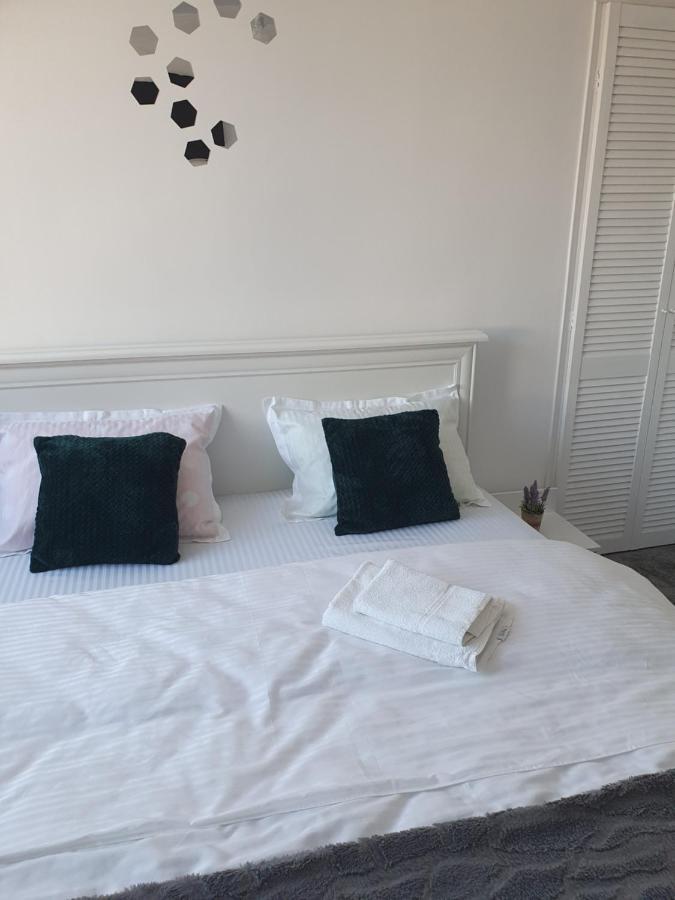 Apartament Tiron In Centru Orasului Hura-Humora Exteriér fotografie